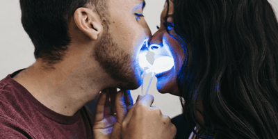 The Pros and Cons of Kissing for Your Oral Hygiene