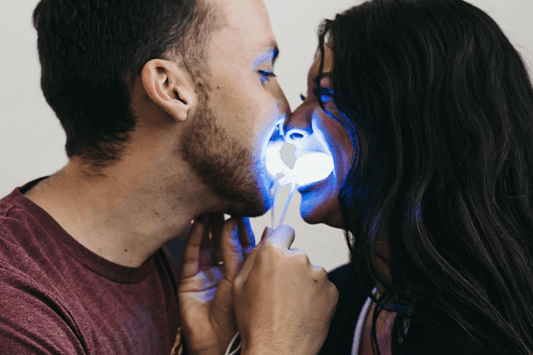 The Pros and Cons of Kissing for Your Oral Hygiene