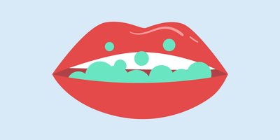 should you leave toothpaste on your teeth