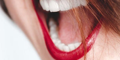 Teeth Whitening and Sensitivity: A Complete Guide Based on Latest Research