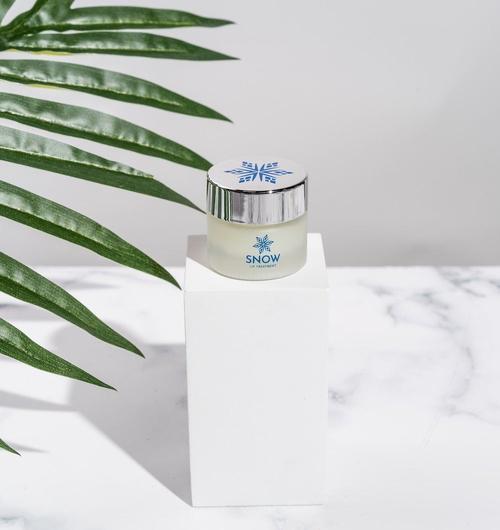 Rejuvenating Lip Treatment